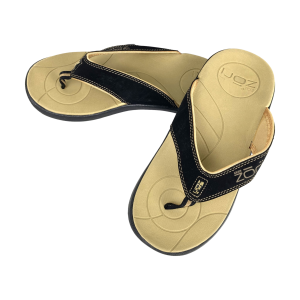 Nieuwe zwarte heren orthopedische teenslippers met ergonomisch gevormd  voetbed van Zori. Maat 9 (42 1/3). In originele verpakking. Nieuwprijs: 54,95. Voor meer info: zie o.a. beschrijving op foto's.