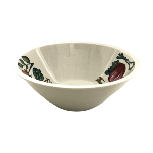 Vintage (jaren '70) keramieken schaal van Villeroy & Boch. Décor "Primabella" (groenten). Gemerkt aan onderzijde: Villeroy & Boch Luxembourg. Diameter: 23 cm. Hoog: 9 cm. In uitstekende staat.