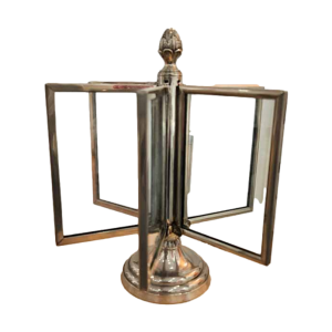 Mooie vintage fotocaroussel met 6 glazen fotolijstjes en zilverkleurig metalen frame. Totaal voor 12 foto's (dubbelzijdig).