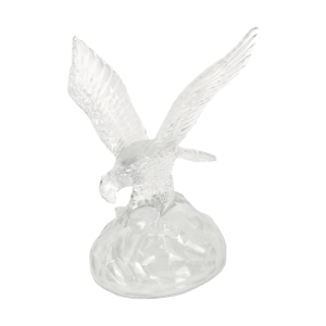 Sculptuur van een adelaar op matglazen voet. Merk: Crystal d'Arques. Van 24% loodkristal. Hoog: 20 cm. Diameter voet: 20 cm. In uitstekende staat.