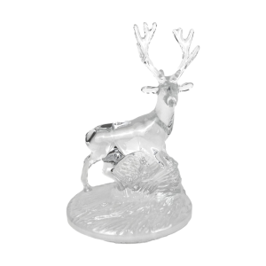 culptuur van een hert op matglazen voet. Merk: Crystal d'Arques. Van 24% loodkristal. Hoog: 19 cm. Breed: 14 cm. Voet: lang: 14 cm, breed: 10 cm. In uitstekende staat.